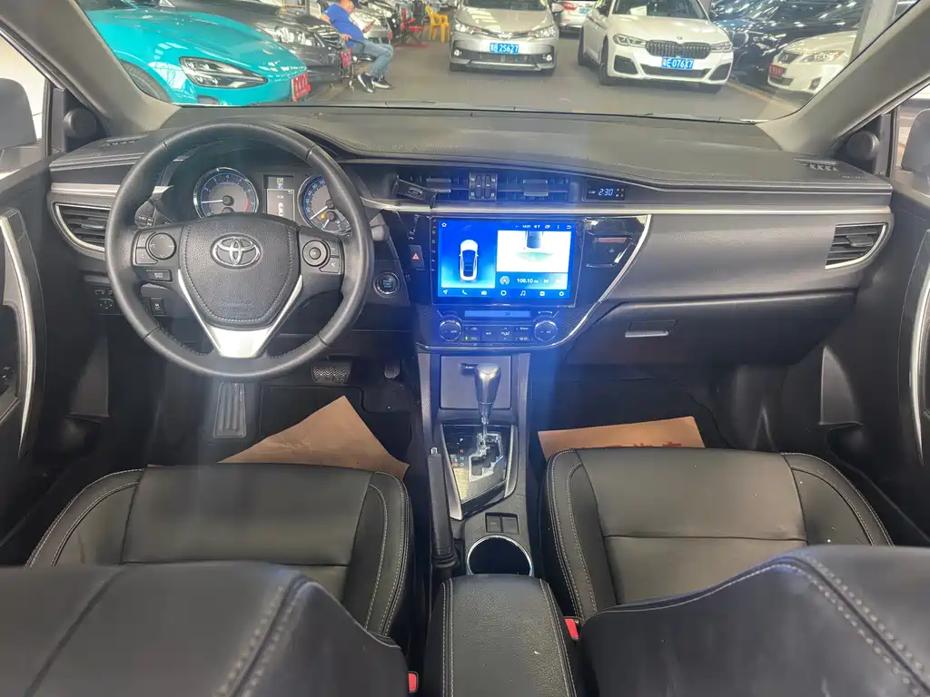 Toyota Corolla 2016 — фото 12
