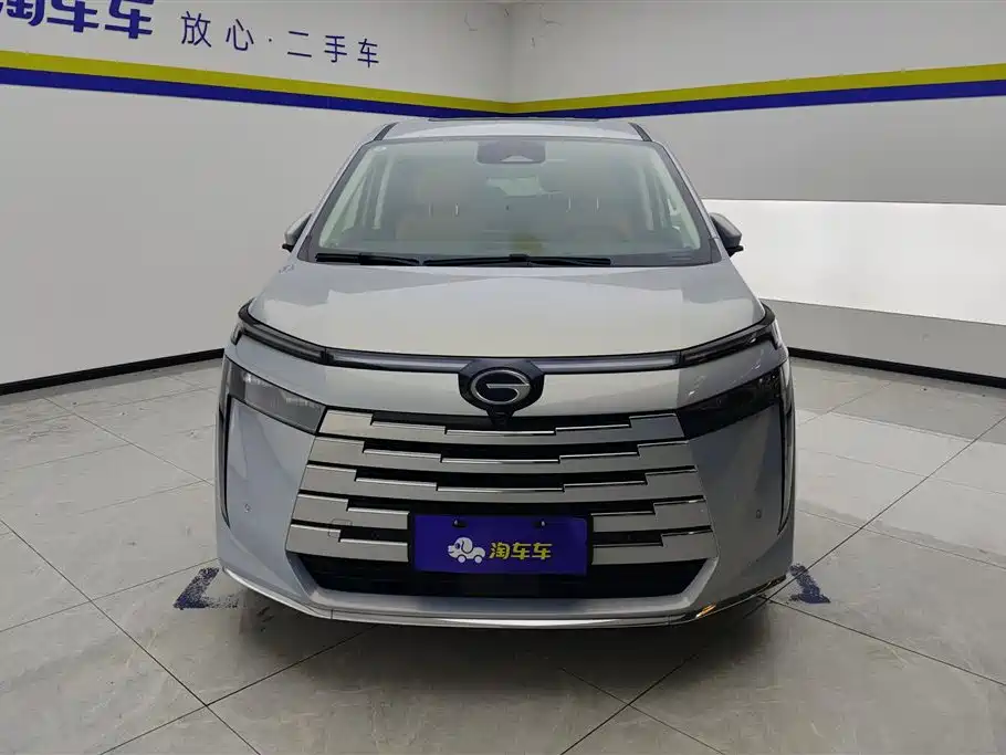 GAC Motor E8 PHEV 2024 — фото 2