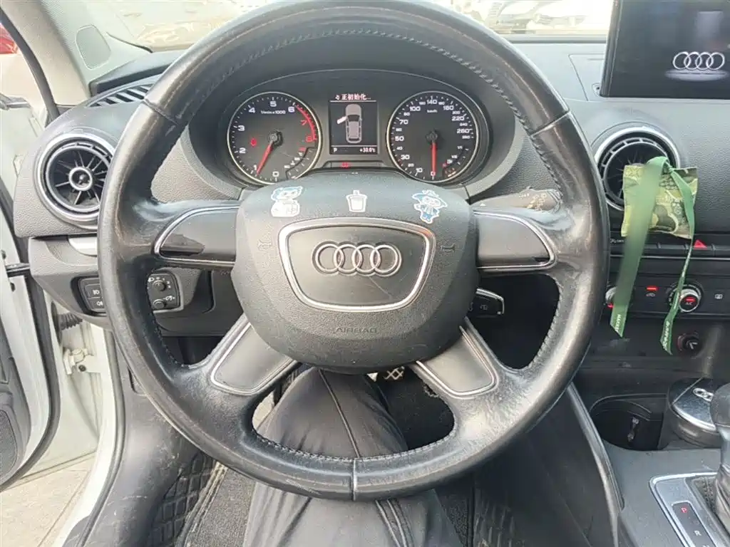 Audi A3 2015 — фото 11