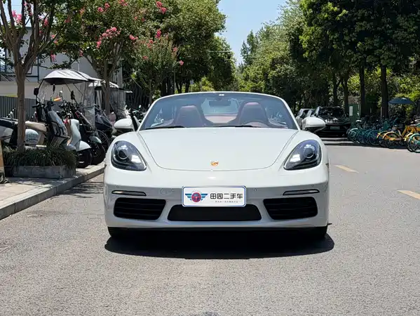Porsche 718 2022