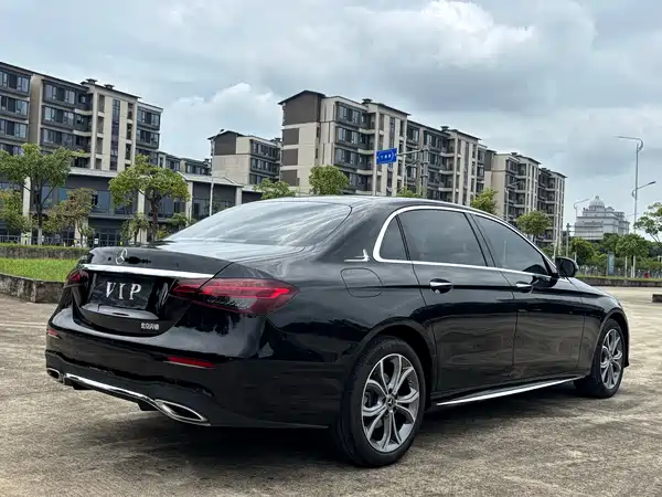 Mercedes-Benz E-Class 2023