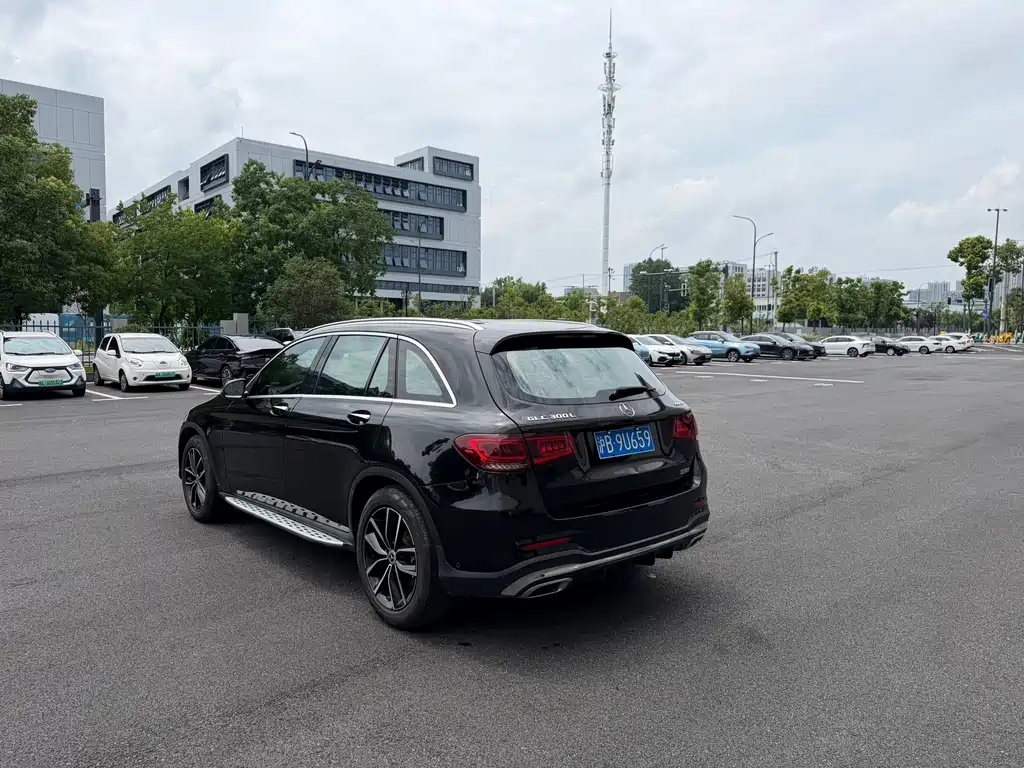 Mercedes-Benz GLC 2022