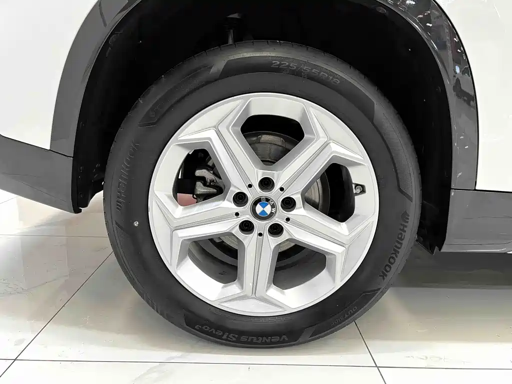 BMW X1 2023 — фото 14