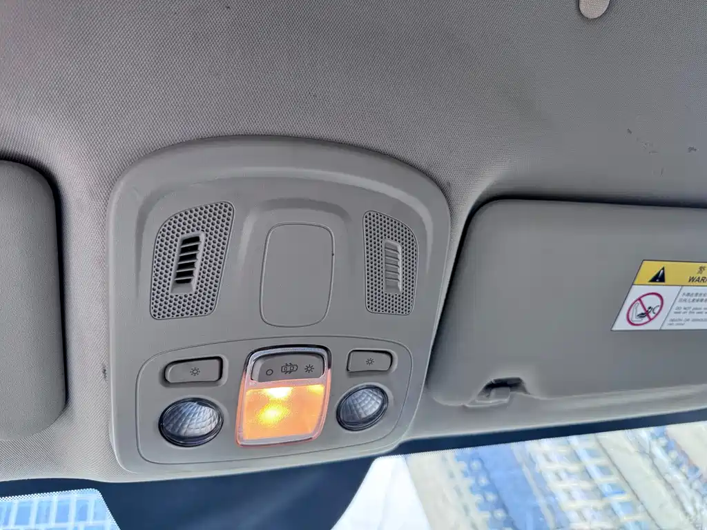 Citroen C4L 2015 — фото 12