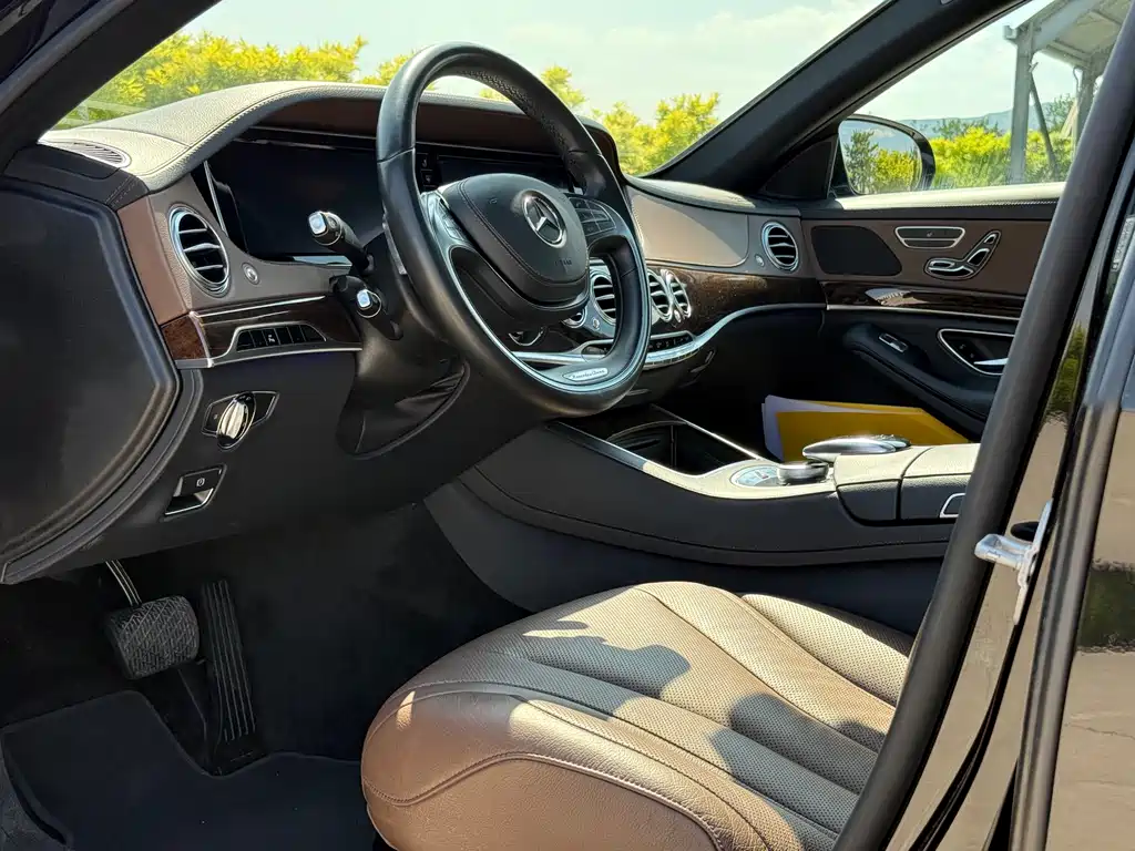 Mercedes-Benz S-Class 2015 — фото 19