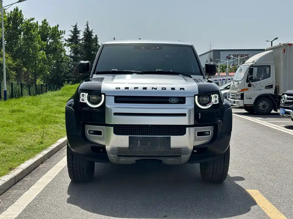 Land Rover Defender 2021 — фото 2