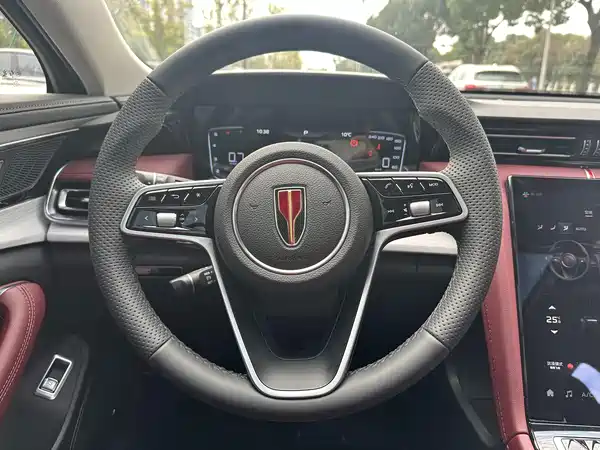 Hongqi H5 2026