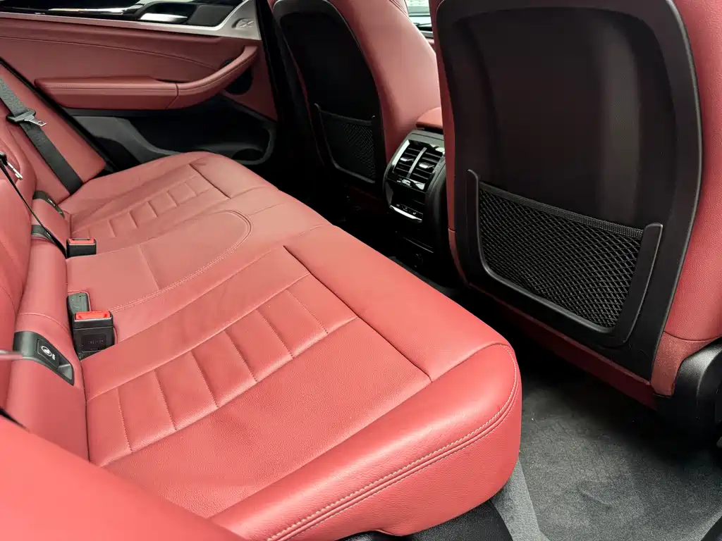 BMW X4 2019 — фото 11