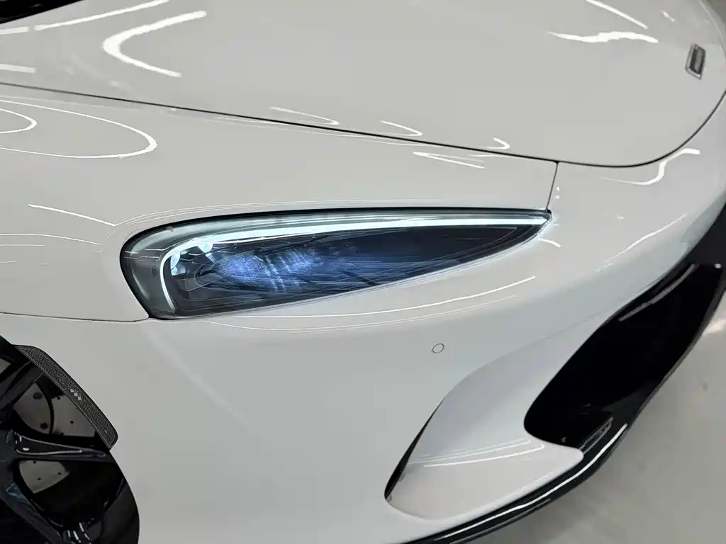 McLaren GT 2022 — фото 11