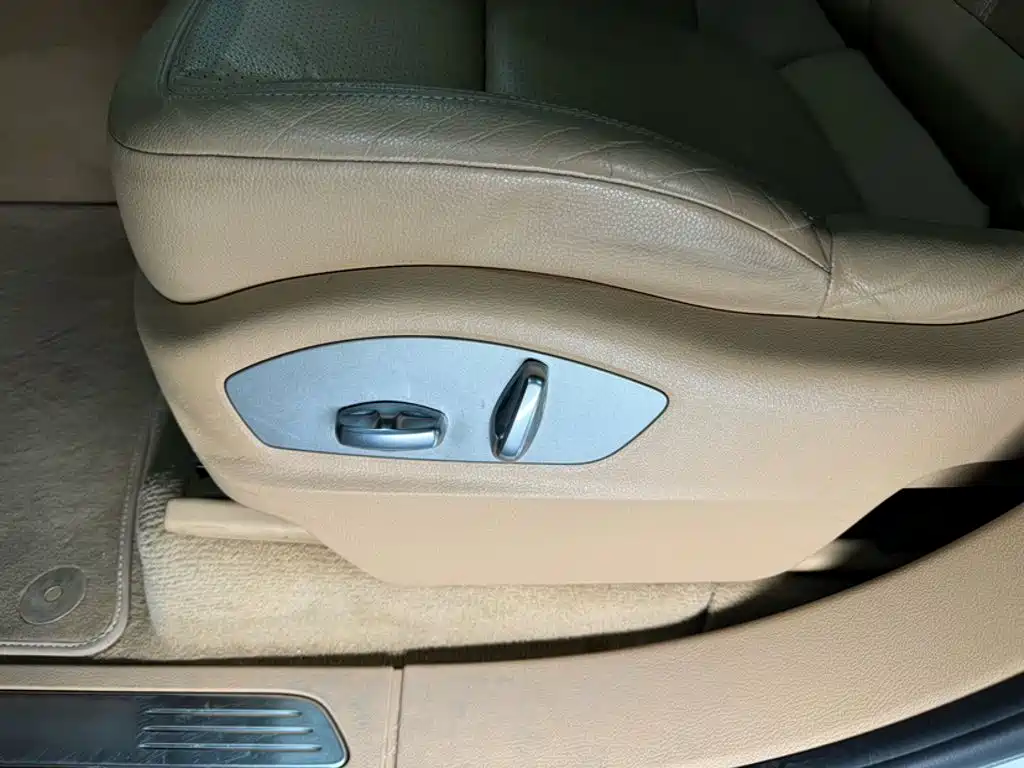 Porsche Cayenne 2015 — фото 10