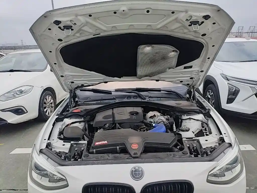 BMW 1 Series 2015 — фото 20