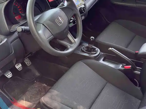 Honda Fit 2016