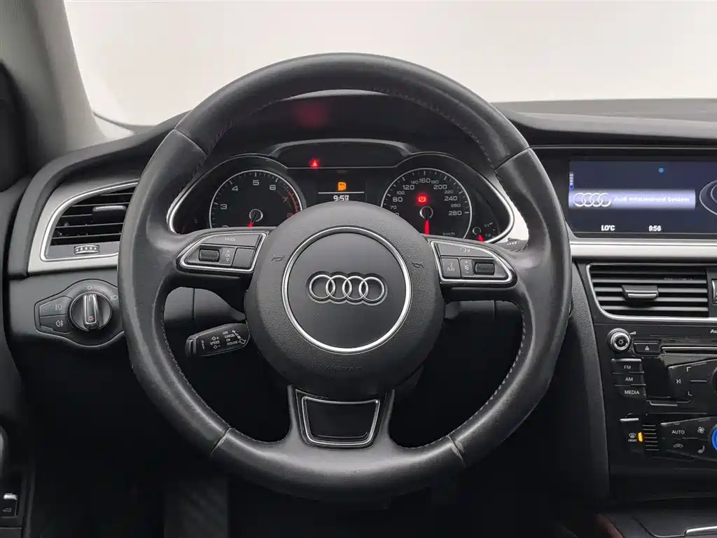 Audi A4L 2013 — фото 11