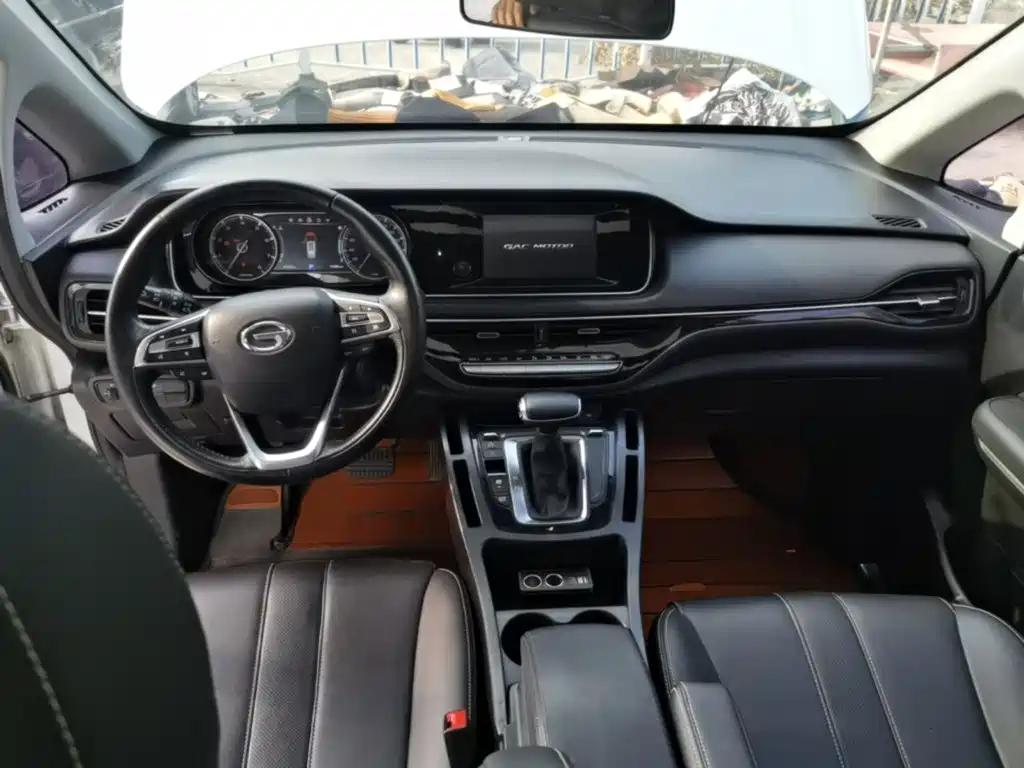 GAC Motor Trumpchi M6 2020 — фото 10