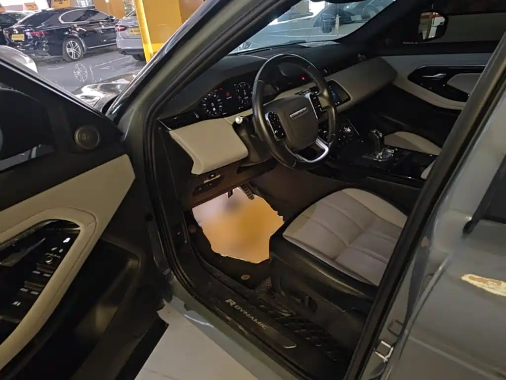 Land Rover Range Rover Evoque 2021 — фото 16