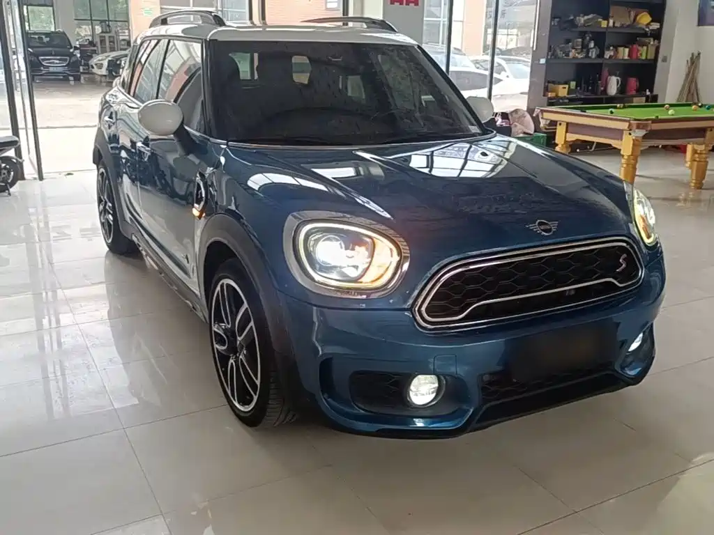 MINI Countryman 2018 — фото 4