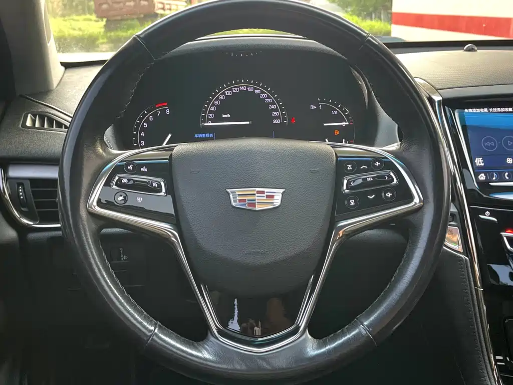 Cadillac ATS-L 2019 — фото 12