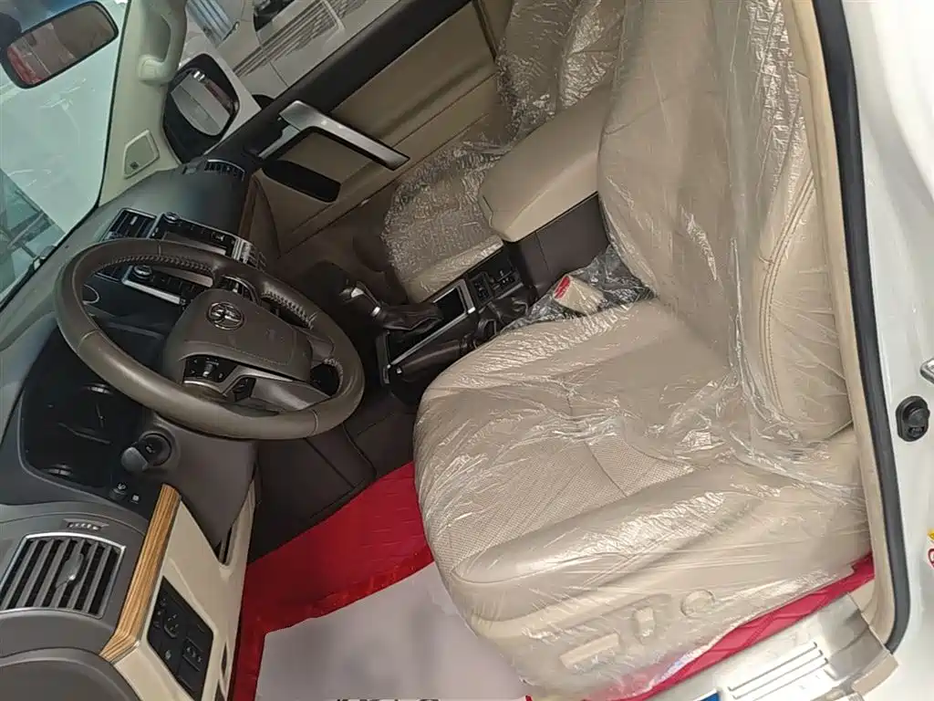 Toyota Prado 2019 — фото 15