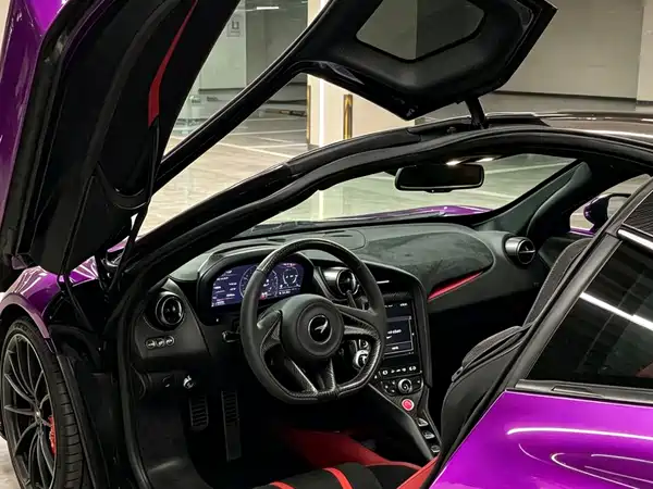 McLaren 720S 2020
