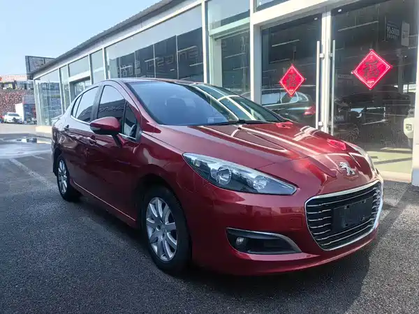 Peugeot 308 2014