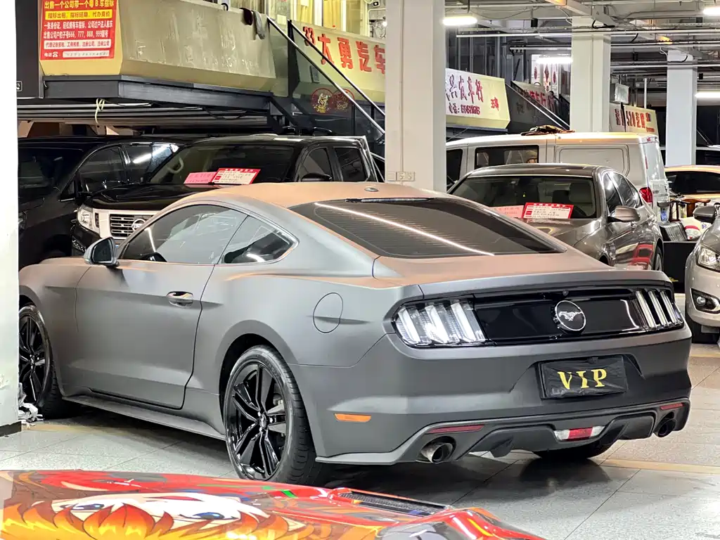 Ford Mustang 2018 — фото 12