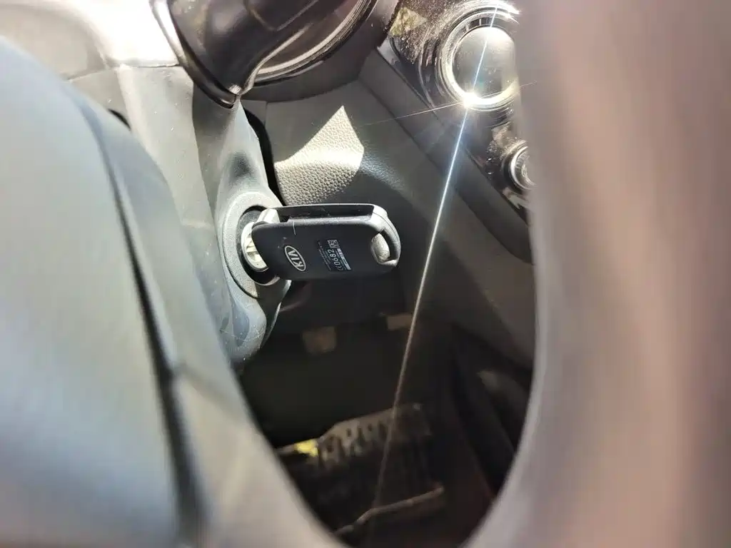 Kia K2 2015 — фото 12