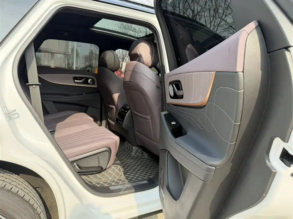 Chery Tiggo 9 2025 — фото 25