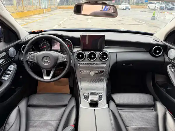Mercedes-Benz C-Class 2018