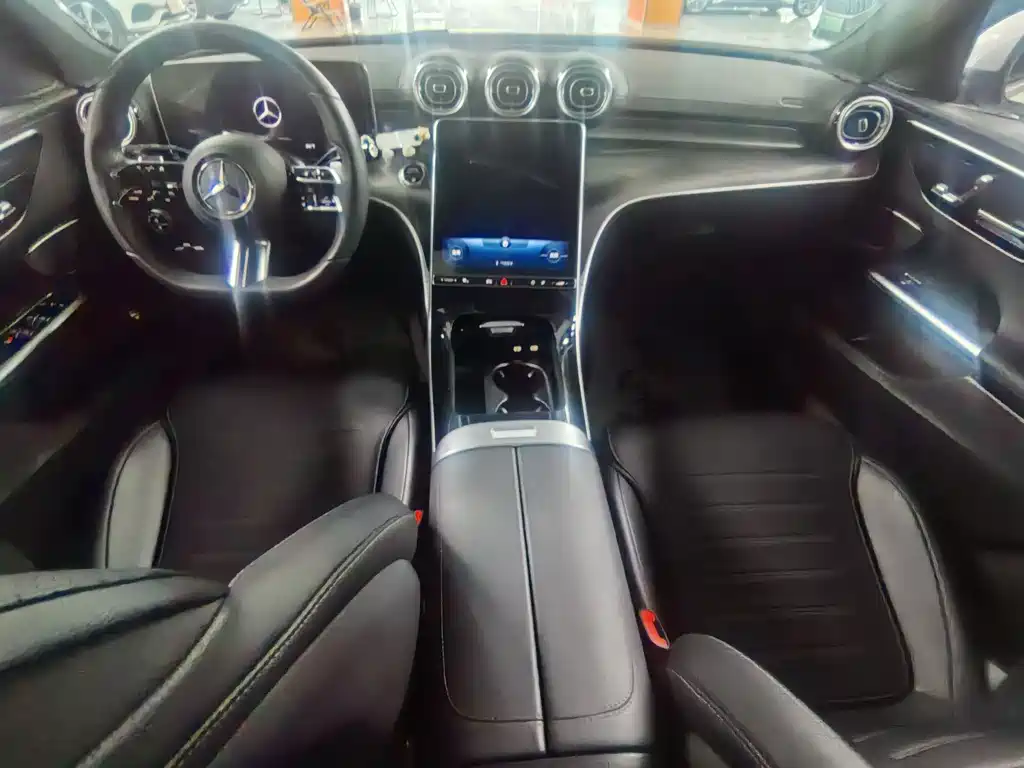 Mercedes-Benz C-Class 2022 — фото 10