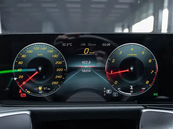 Mercedes-Benz GLB 2021