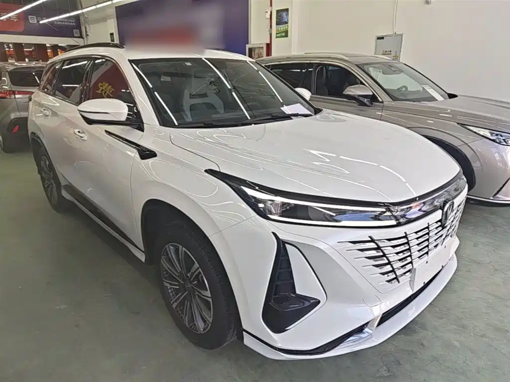 Changan CS75 PLUS 2023 — фото 4