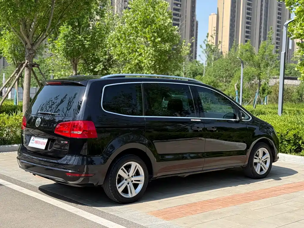 Volkswagen Sharan 2016 — фото 17