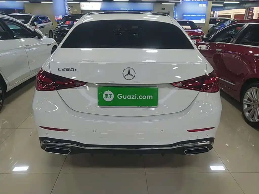 Mercedes-Benz C-Class 2025