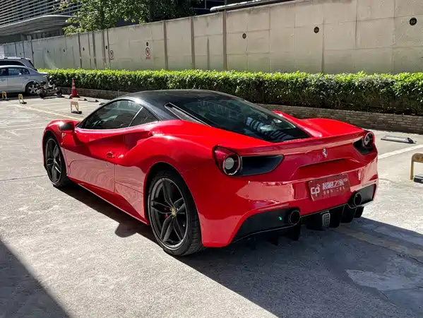 Ferrari 488 2017