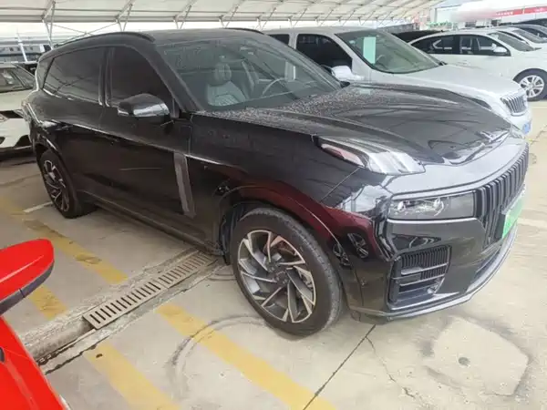 Lynk & Co 09 EM-P 2022