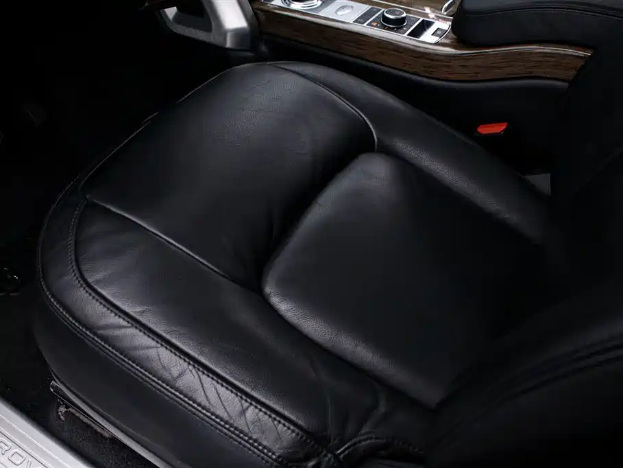 Land Rover Range Rover 2022 — фото 13