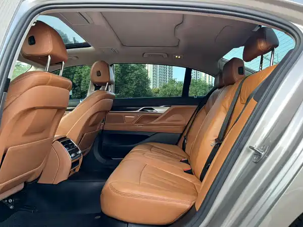 BMW 7 Series 2016