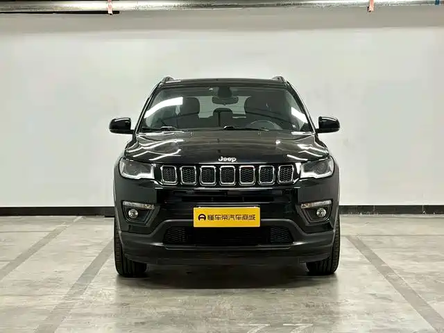 Jeep Compass 2017 — фото 2