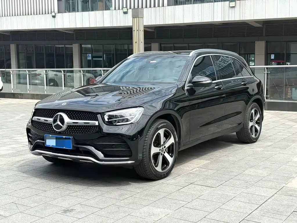 Mercedes-Benz GLC 2022 — фото 1