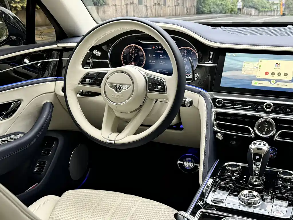 Bentley Flying Spur 2011 — фото 14