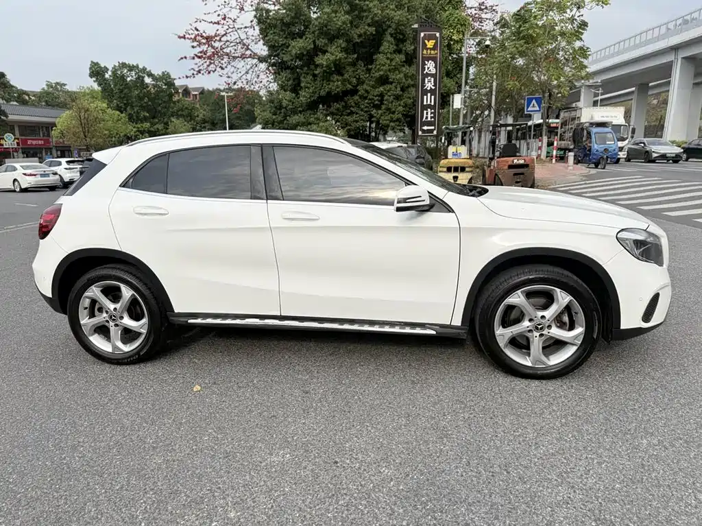 Mercedes-Benz GLA 2018