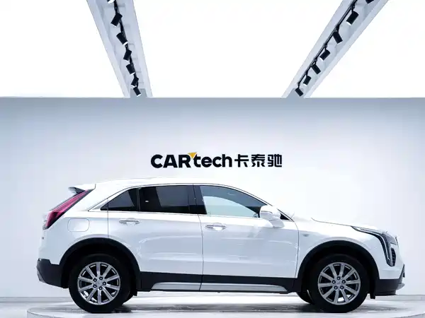 Cadillac XT4 2021