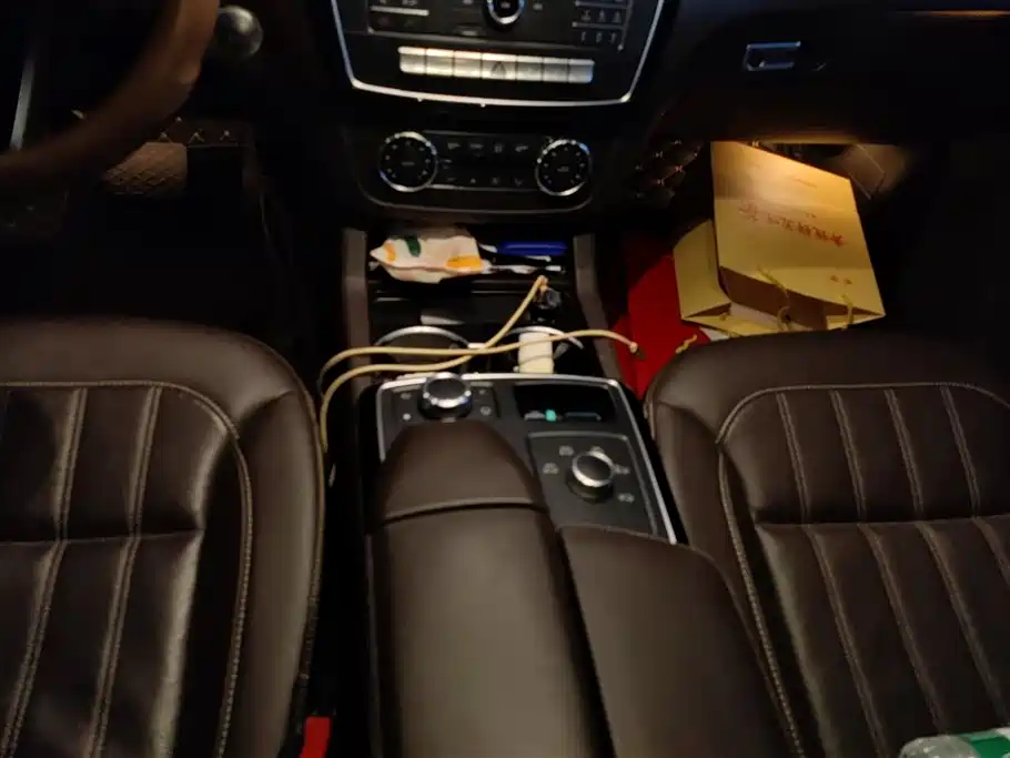Mercedes-Benz GLE 2016 — фото 16