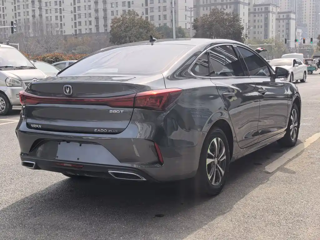 Changan Eado 2023 — фото 7