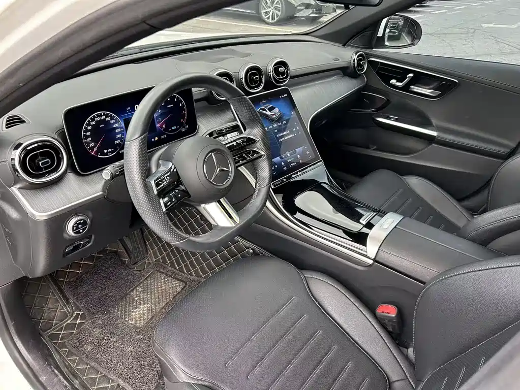 Mercedes-Benz C-Class 2022 — фото 9