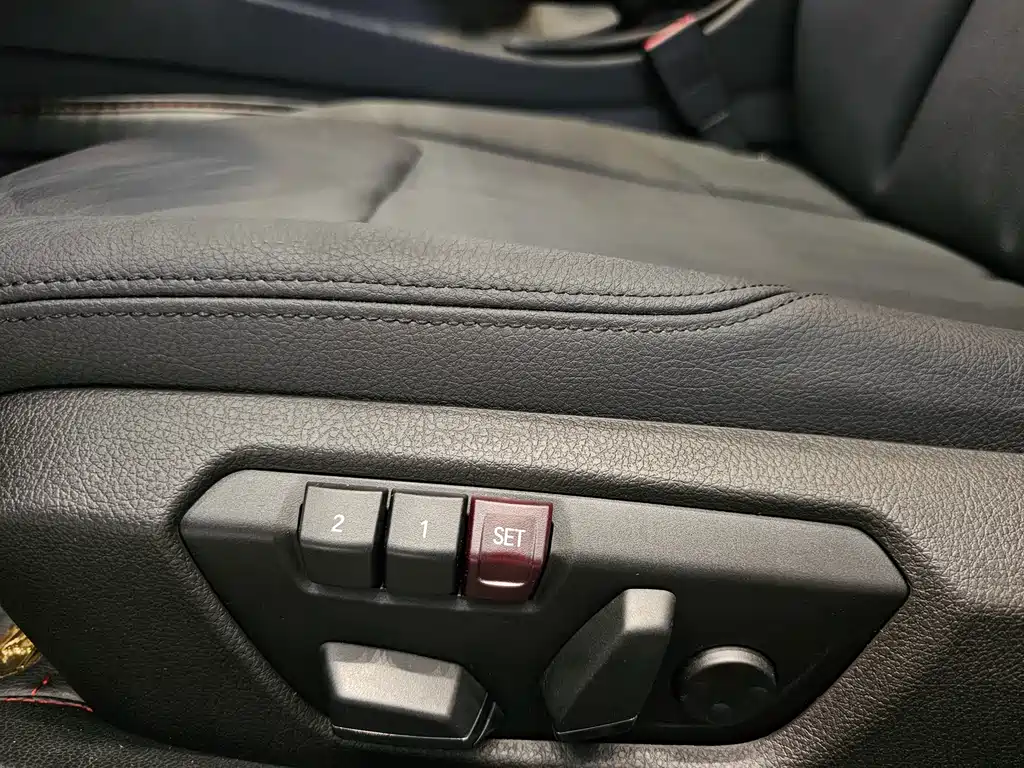 BMW 3 Series 2015 — фото 13
