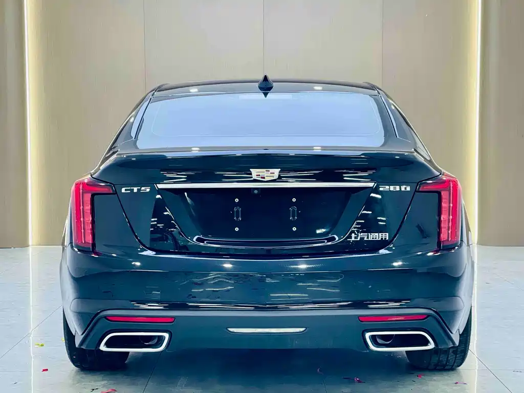 Cadillac CT5 2023 — фото 4