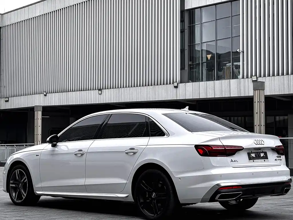 Audi A4L 2020 — фото 8