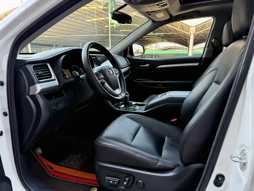 Toyota Highlander 2017