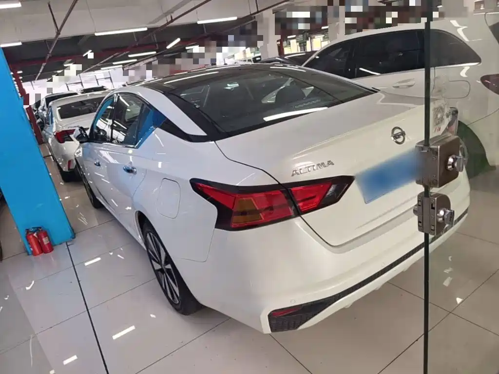 Nissan Teana 2021